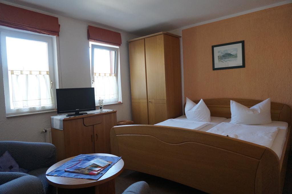 Reinhardtsdorf-Schona Pension Goldener Anker מראה חיצוני תמונה